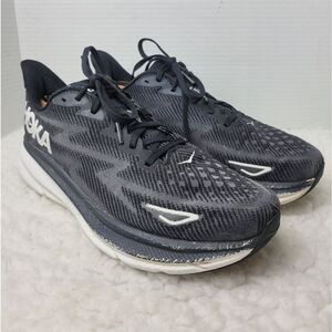 Hoka One One Clifton 9 Nens Sneaker Size 10.5D Black White Running Shoes